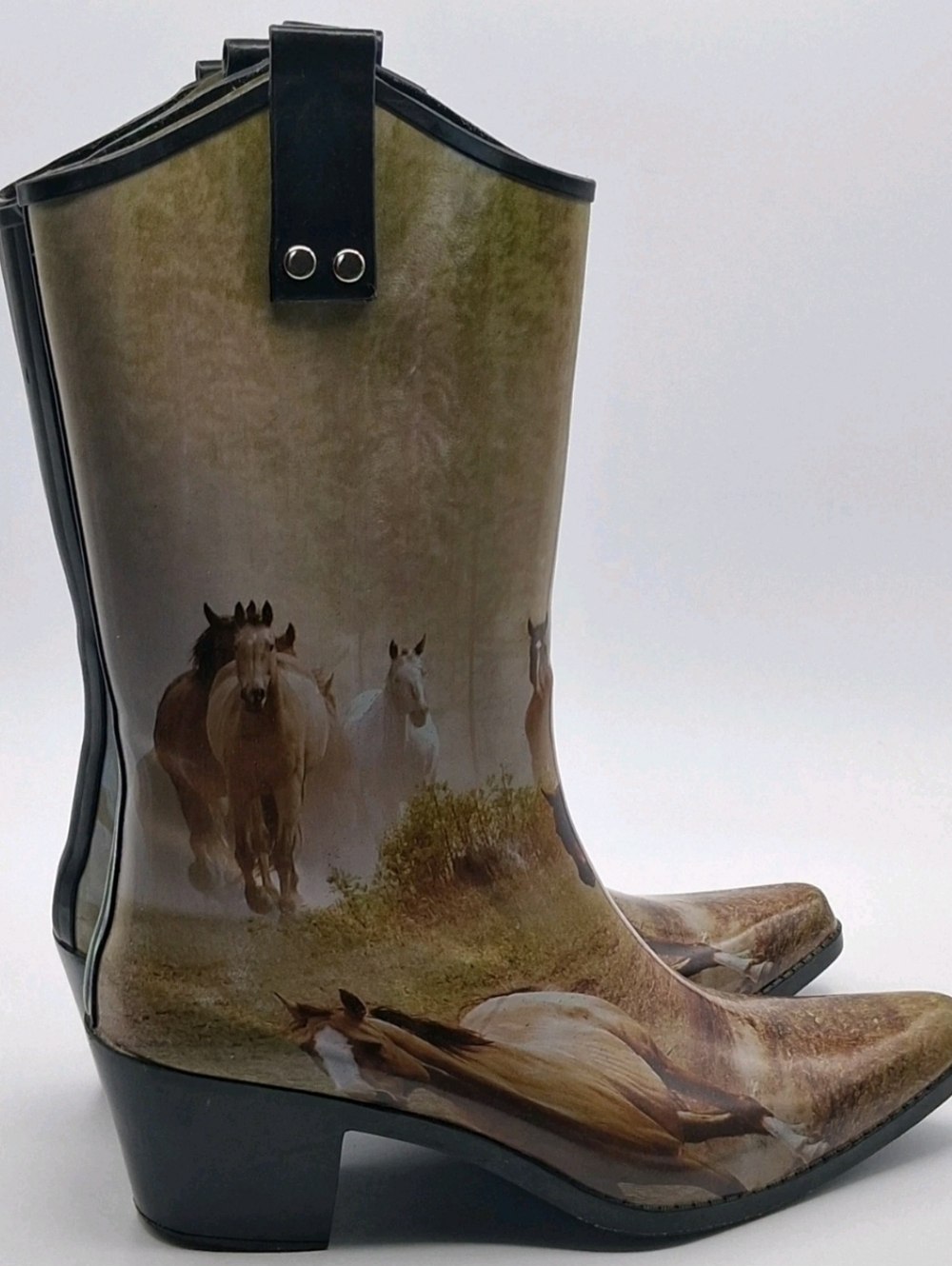 Women's Western Style Rubber Rain Boots With Running Horses Print. Size 7.